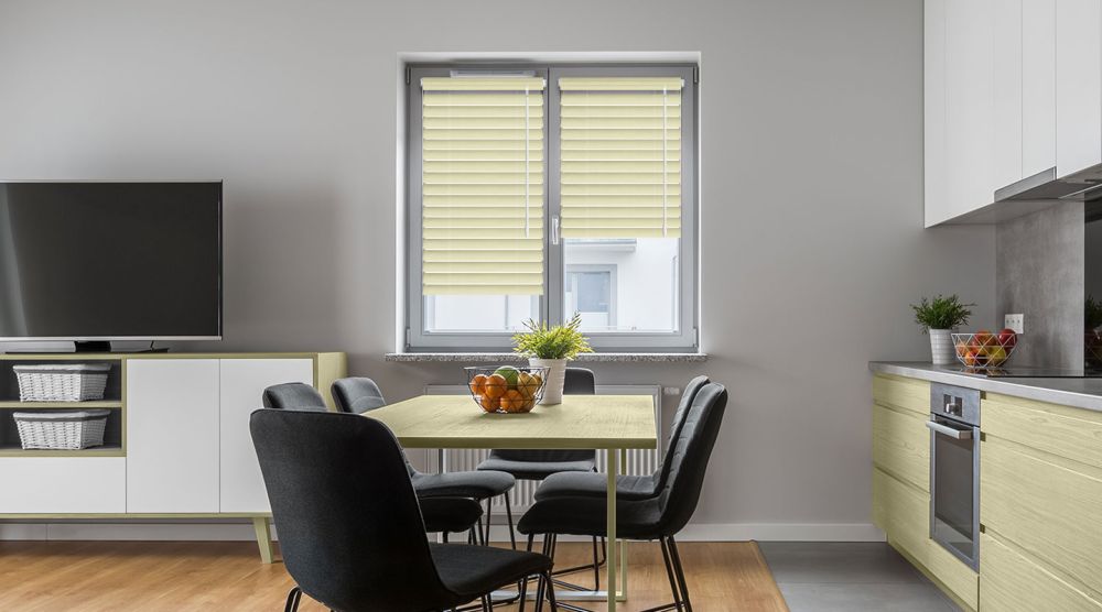 Жалюзи горизонтальные Виконт цвет бежевый galuzi_gorizontalni1